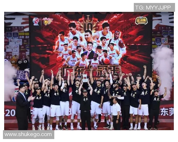 2018至2019赛季CBA广东队对阵浙江队精彩比赛录像回顾与分析