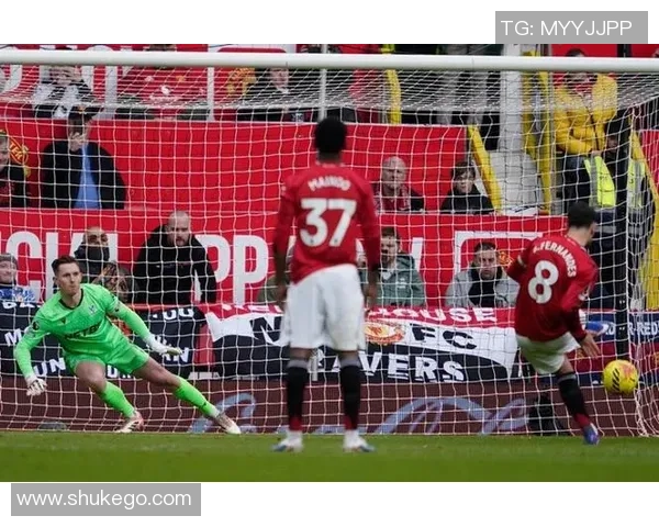 曼联压哨绝平！629天初次5场不败，8战热刺不堪，连续2魔咒